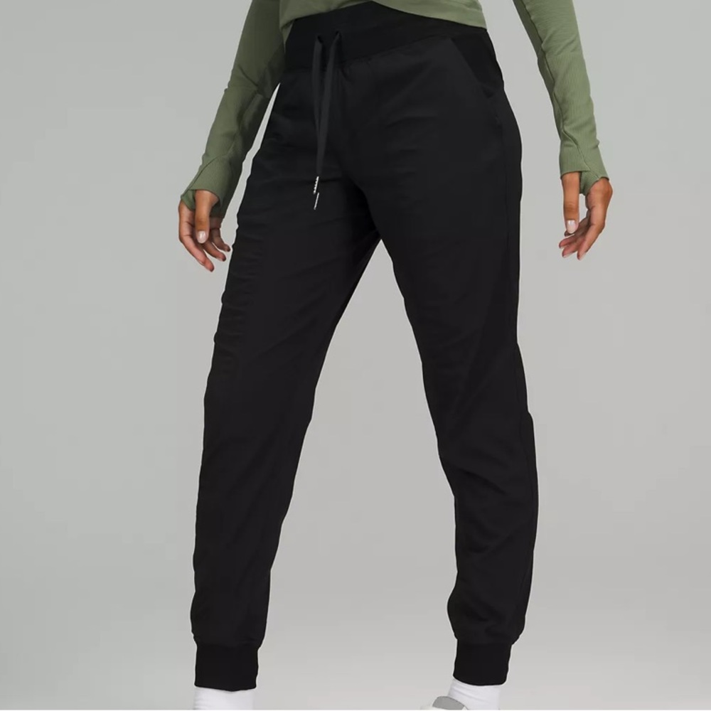 Lulu lemon Dance Studio Mid-Rise Jogger
Full Length